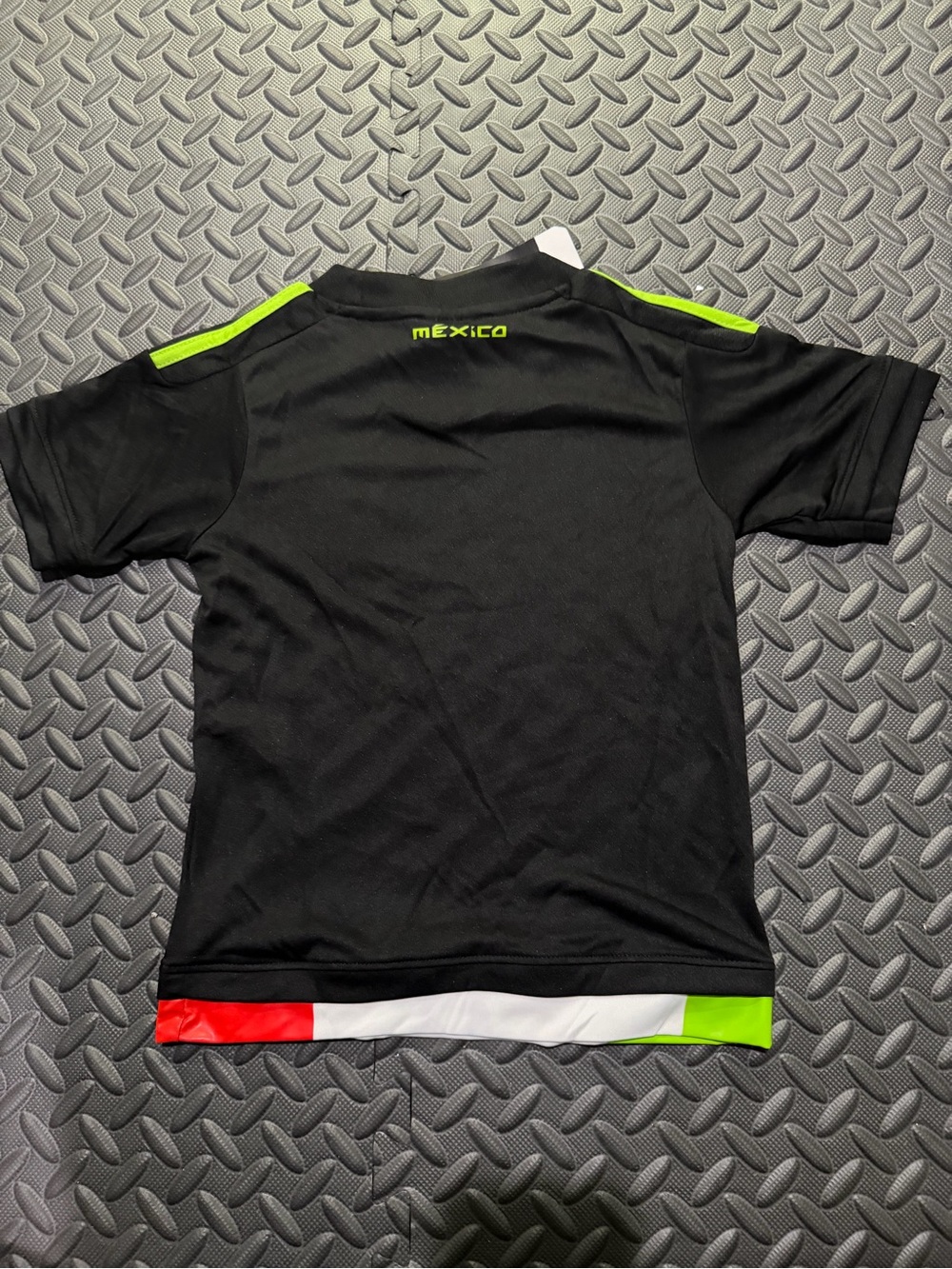 Mexico kids Soccer Jersey Size 2 - Picture 2 of 2